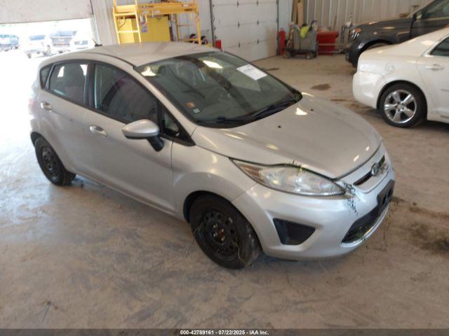  Salvage Ford Fiesta