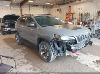  Salvage Jeep Cherokee