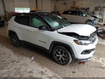  Salvage Jeep Compass