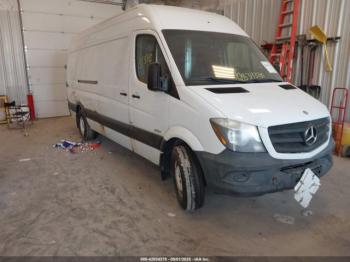  Salvage Mercedes-Benz Sprinter 2500