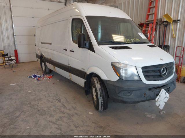  Salvage Mercedes-Benz Sprinter 2500