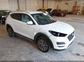  Salvage Hyundai TUCSON