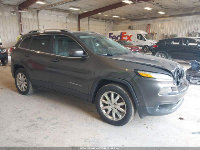  Salvage Jeep Cherokee
