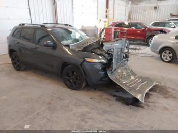  Salvage Jeep Cherokee