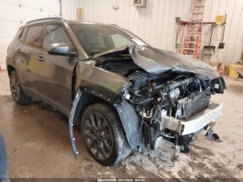  Salvage Jeep Compass