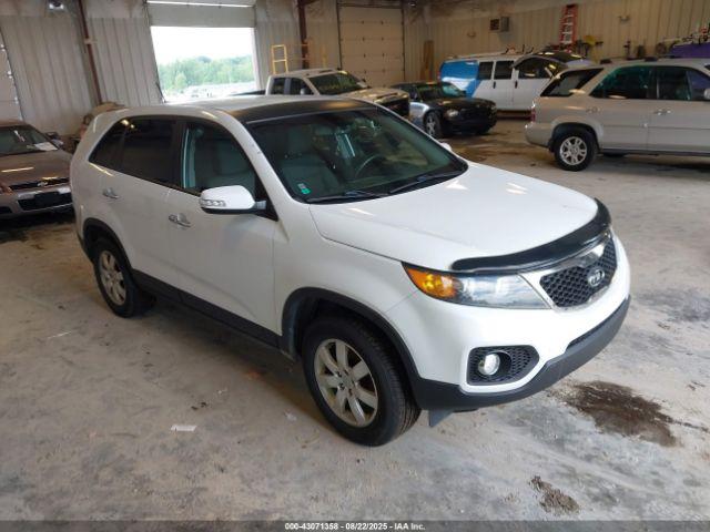  Salvage Kia Sorento