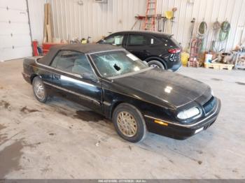  Salvage Chrysler Lebaron