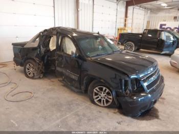  Salvage Chevrolet Avalanche 1500