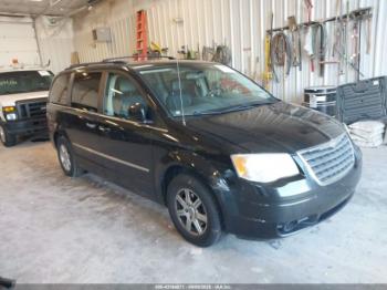  Salvage Chrysler Town & Country