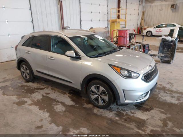  Salvage Kia Niro