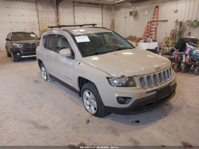 Salvage Jeep Compass