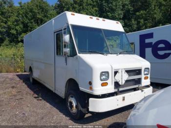  Salvage Freightliner Chassis