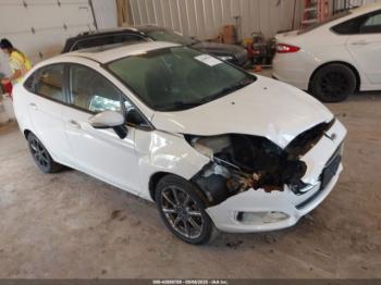  Salvage Ford Fiesta