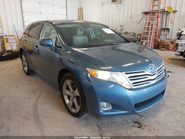  Salvage Toyota Venza