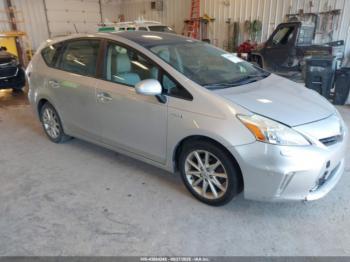  Salvage Toyota Prius v