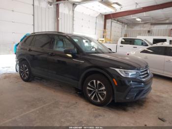  Salvage Volkswagen Tiguan