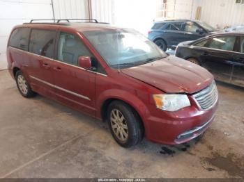  Salvage Chrysler Town & Country