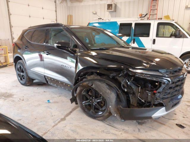  Salvage Chevrolet Blazer