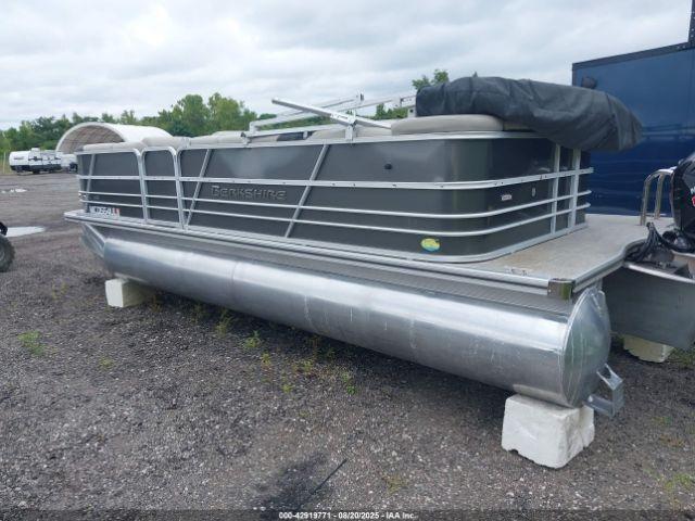 Salvage Berkshrie 220clltd11