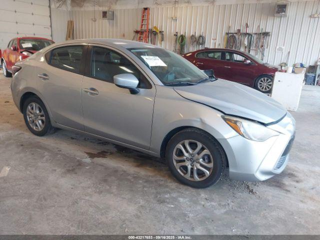  Salvage Toyota Yaris