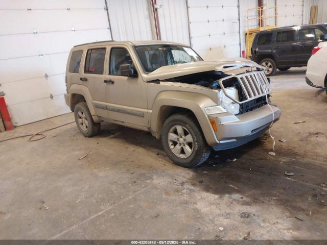  Salvage Jeep Liberty