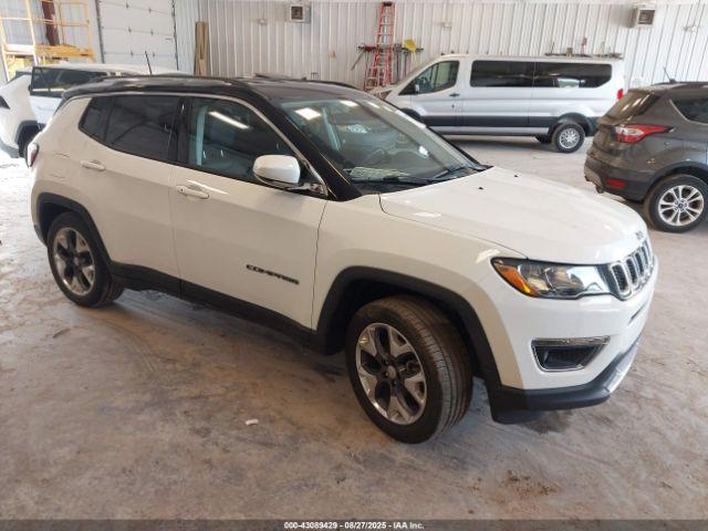  Salvage Jeep Compass