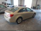Chevrolet Cruze Ls Image 5