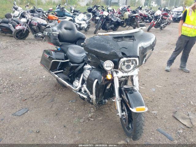  Salvage Harley-Davidson Flhtk