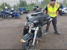 Harley-Davidson Flhtk Image 9