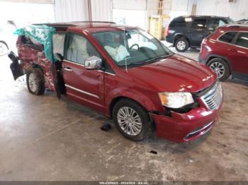  Salvage Chrysler Town & Country