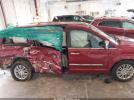 Chrysler Town & Country Touring-l Image 12