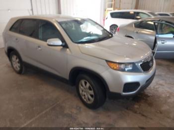  Salvage Kia Sorento