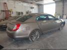 Lincoln MKS Image 15