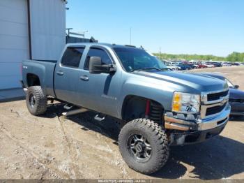  Salvage Chevrolet Silverado 2500
