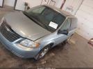 Chrysler Town & Country Image 10