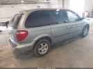 Chrysler Town & Country Image 11