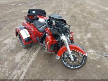  Salvage Harley-Davidson Flhtcutg