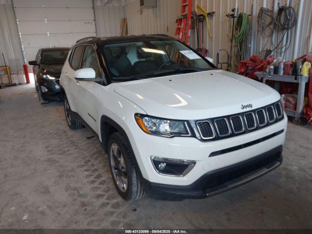  Salvage Jeep Compass