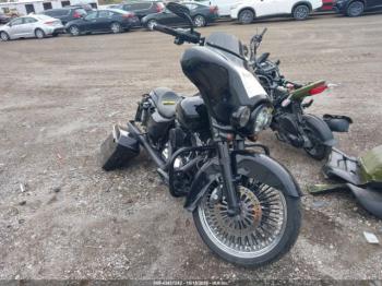  Salvage Harley-Davidson Flhx