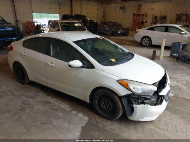  Salvage Kia Forte