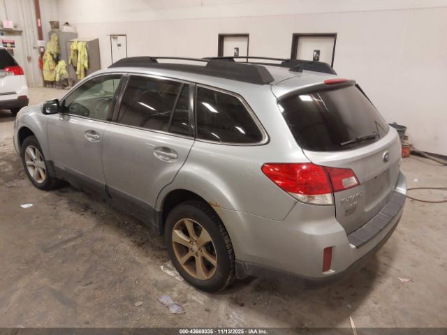 Subaru Outback 2.5i Premium Image 12