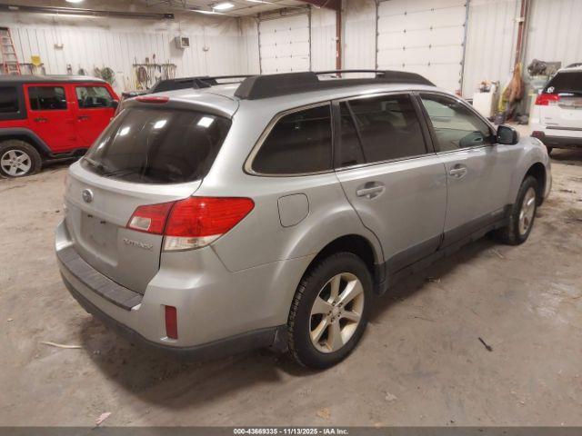 Subaru Outback 2.5i Premium Image 15