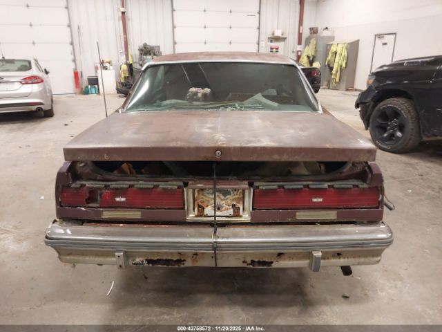 Chevrolet Caprice Image 16