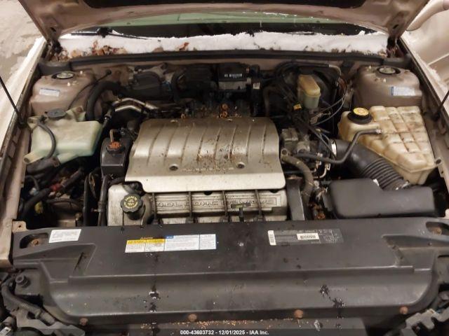 Oldsmobile Aurora Image 9