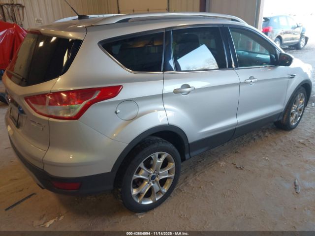 Ford Escape Titanium Image 11