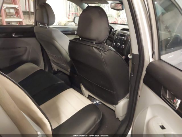 Kia Sorento Lx Image 6