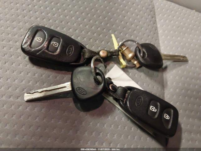 Kia Sorento Lx Image 8