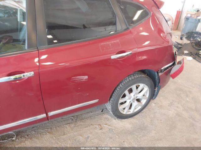 Nissan Rogue Image 9