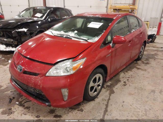 Toyota Prius Three Image 3