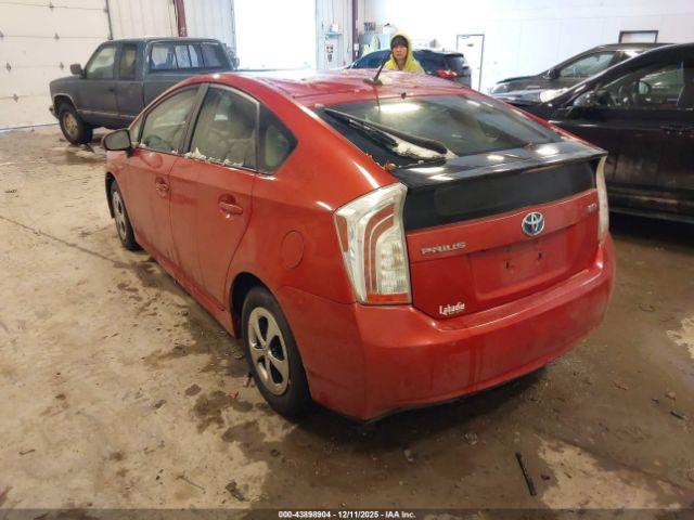 Toyota Prius Three Image 4